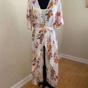 NEW IMAN Summer Floral Duster